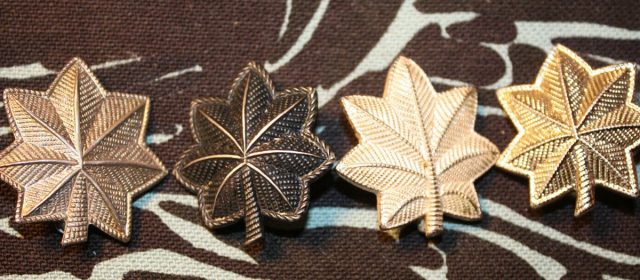 Military Rank Pins & Ribbons