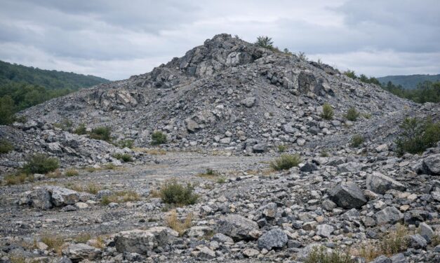 The Buckwheat Dump: New Jersey’s Fluorescent Mineral Field